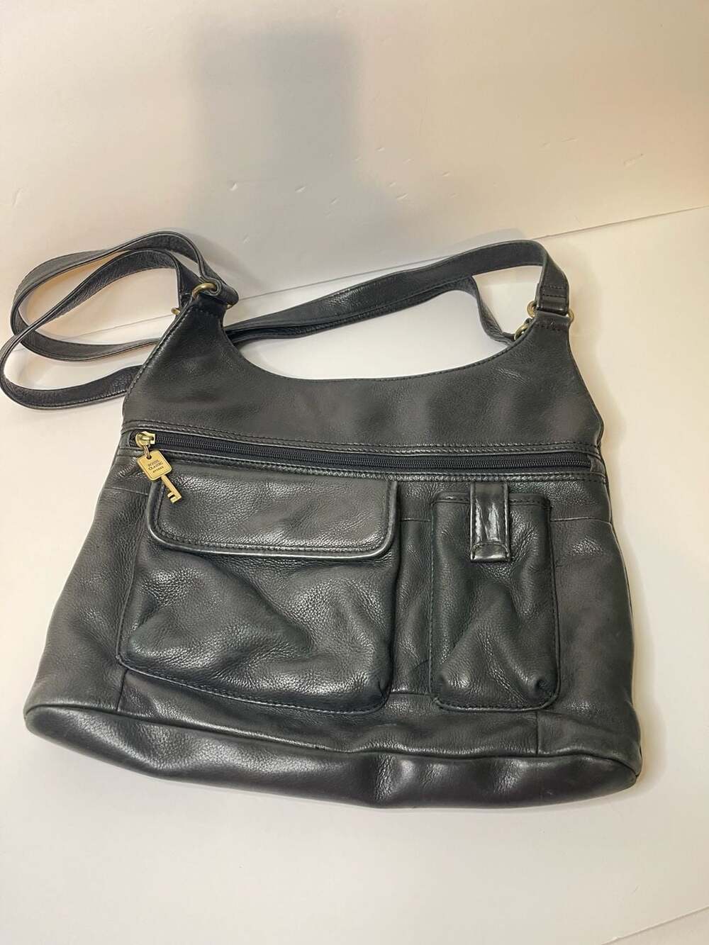 Fossil Vintage Black Pebbled Leather Shoulder Bag Model 75082